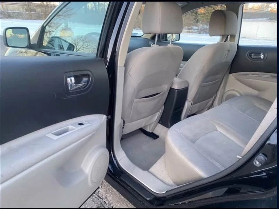2014 Nissan Rogue - Image 2 of 7