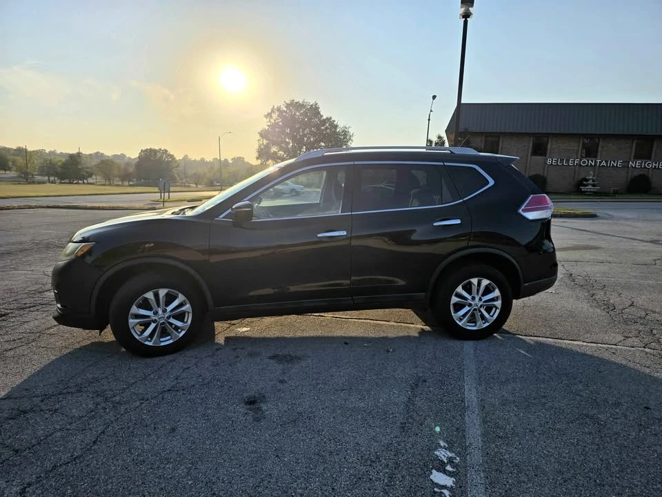 2014 Nissan Rogue - Image 4 of 15