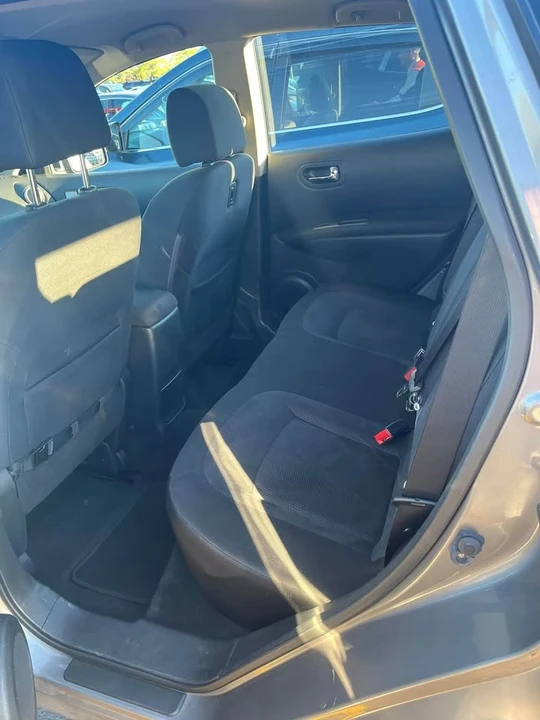 2014 Nissan Rogue - Image 3 of 7