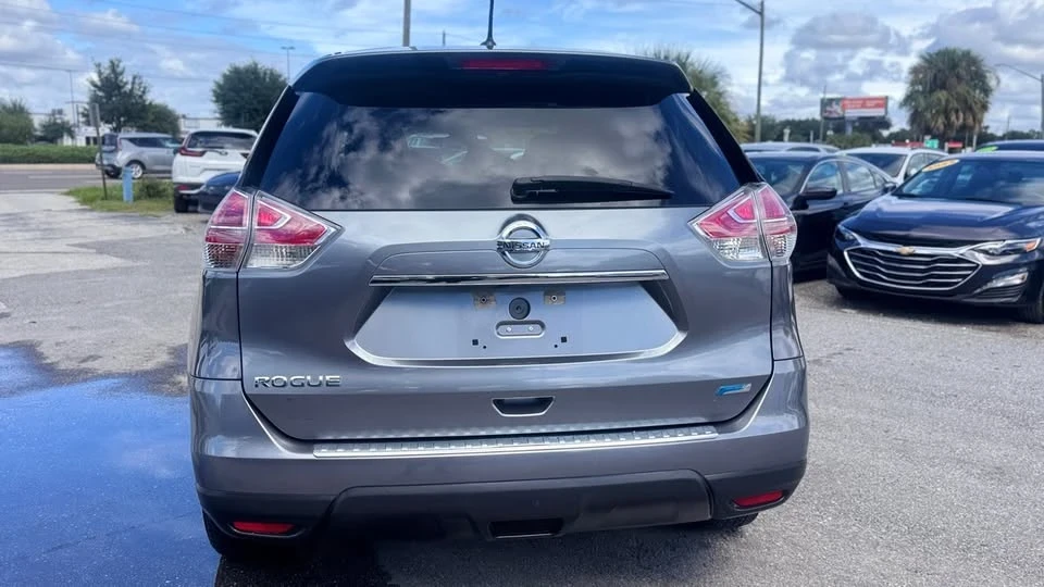 2014 Nissan Rogue - Image 6 of 16
