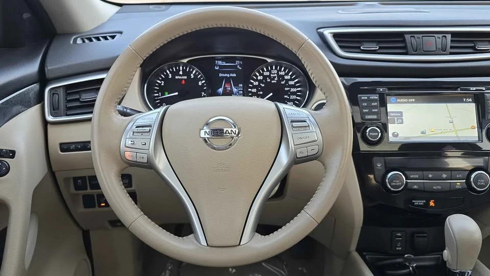 2014 Nissan Rogue - Image 12 of 19