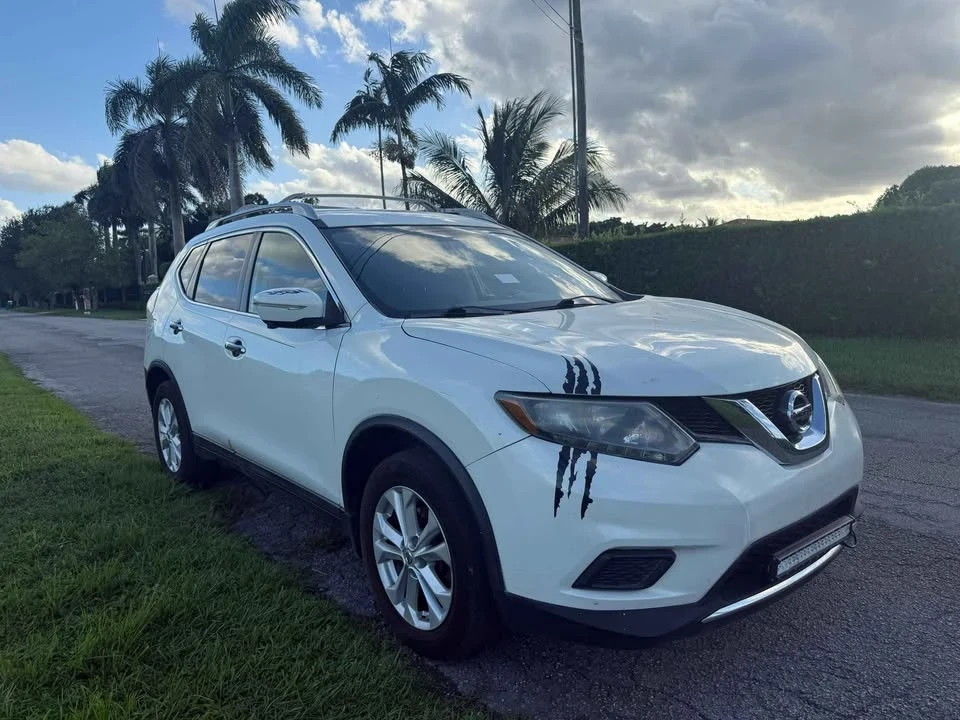 2014 Nissan Rogue - Image 3 of 8
