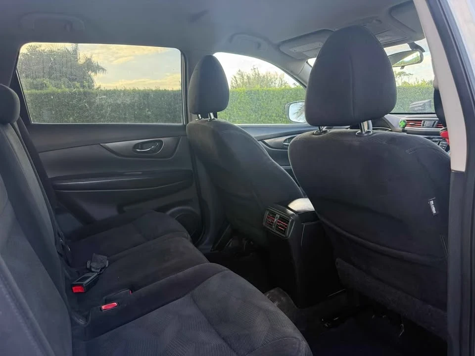 2014 Nissan Rogue - Image 4 of 8