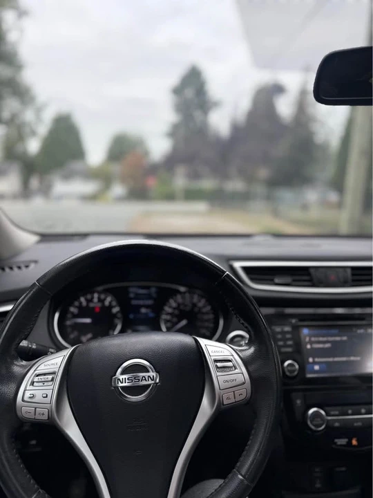 2014 Nissan Rogue - Image 16 of 16