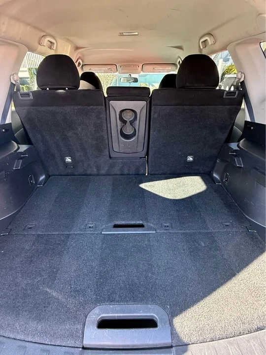 2014 Nissan Rogue - Image 8 of 10