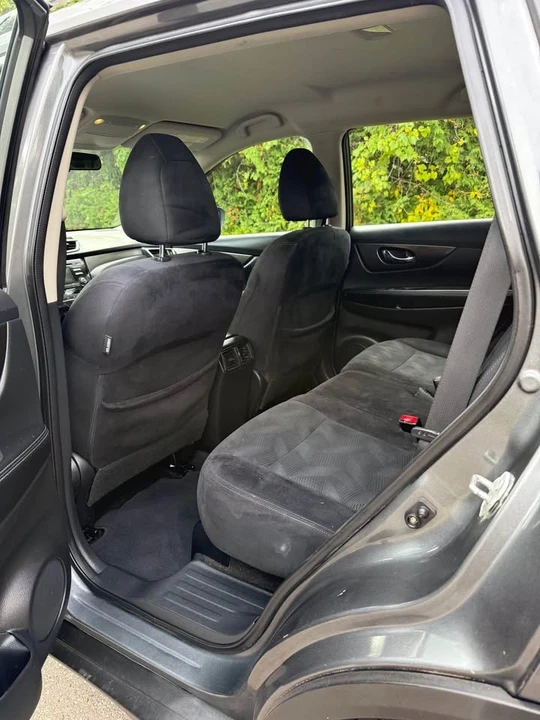 2014 Nissan Rogue - Image 8 of 9