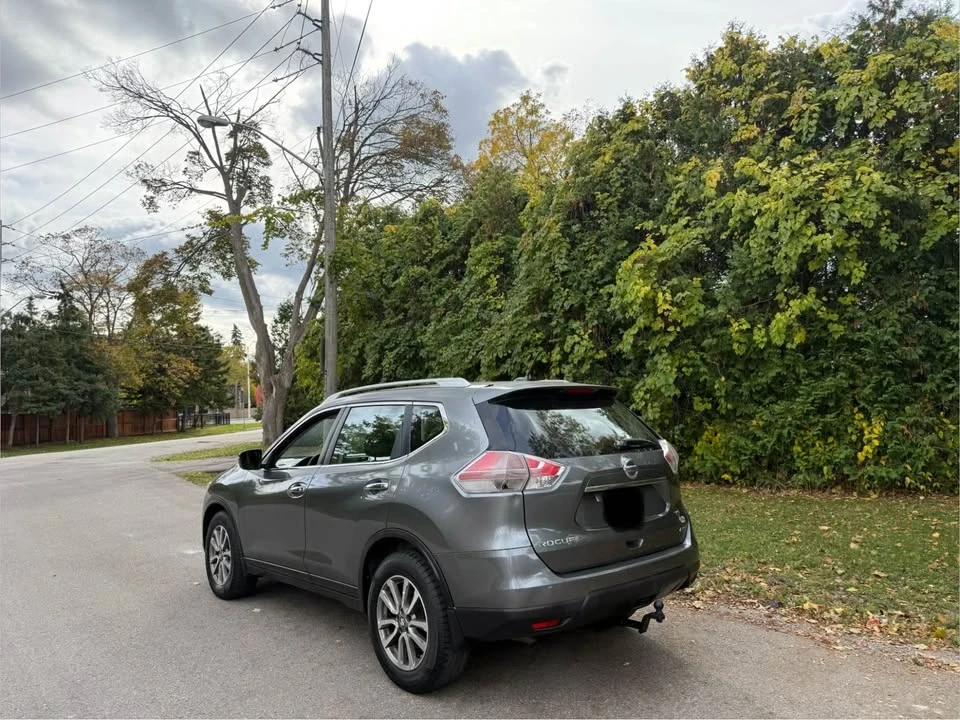 2014 Nissan Rogue - Image 2 of 9