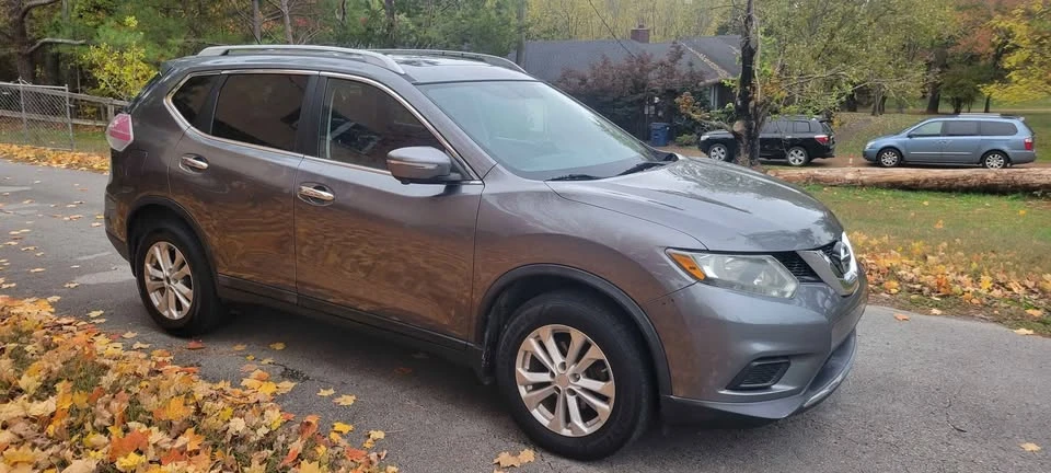 2014 Nissan Rogue - Image 2 of 14