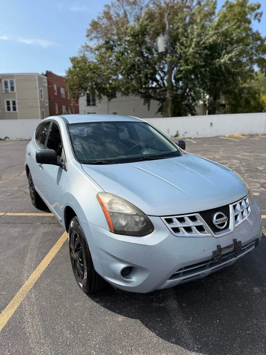 2014 Nissan Rogue - Image 2 of 13