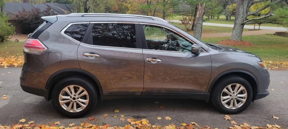2014 Nissan Rogue - Image 12 of 14