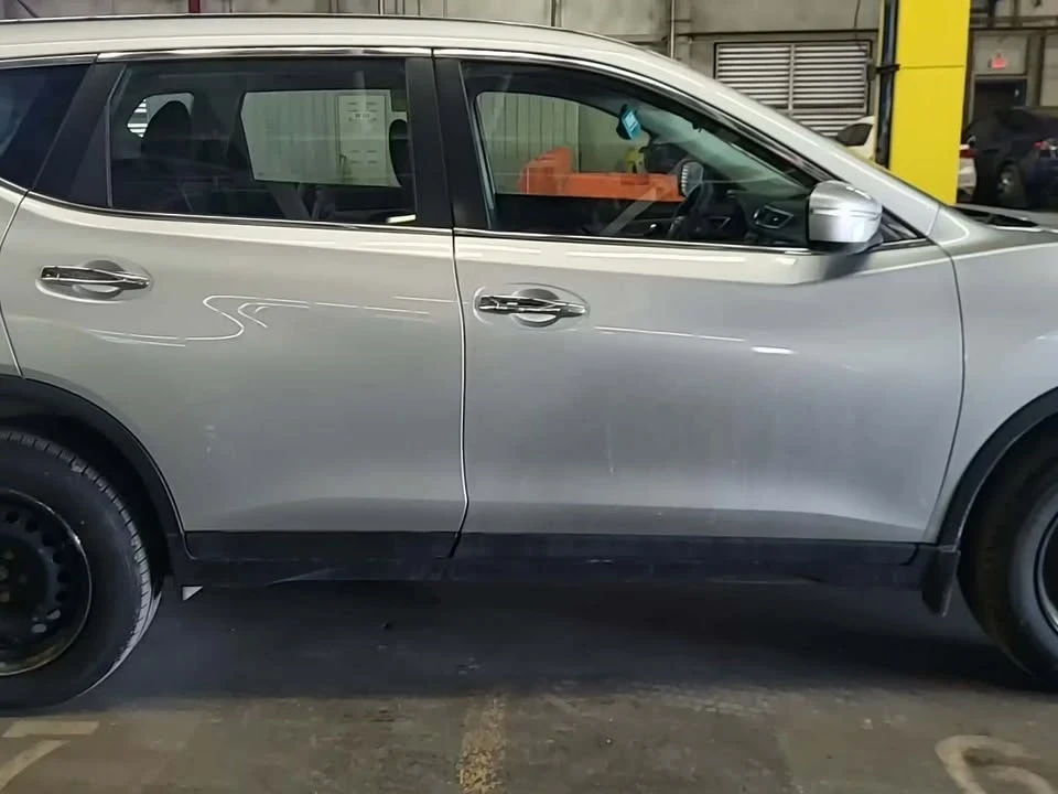 2014 Nissan Rogue - Image 3 of 10