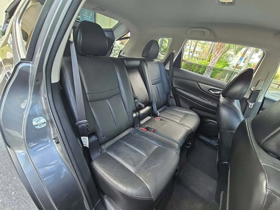 2014 Nissan Rogue - Image 9 of 10
