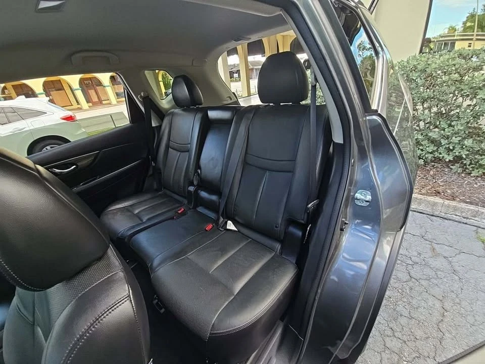 2014 Nissan Rogue - Image 7 of 10