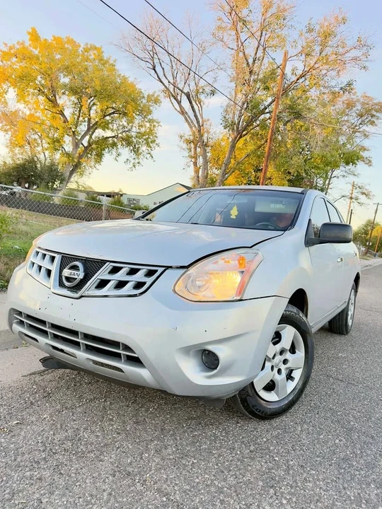 2014 Nissan Rogue - Image 5 of 9