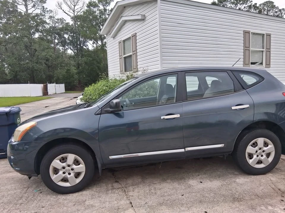 2014 Nissan Rogue - Image 2 of 7