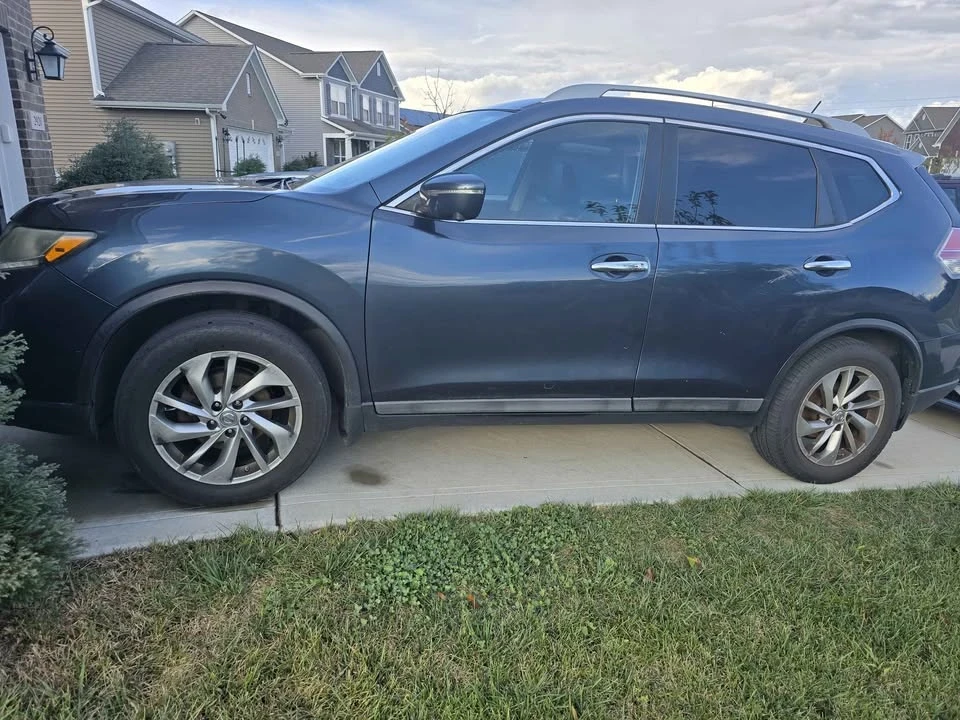 2014 Nissan Rogue - Image 6 of 19