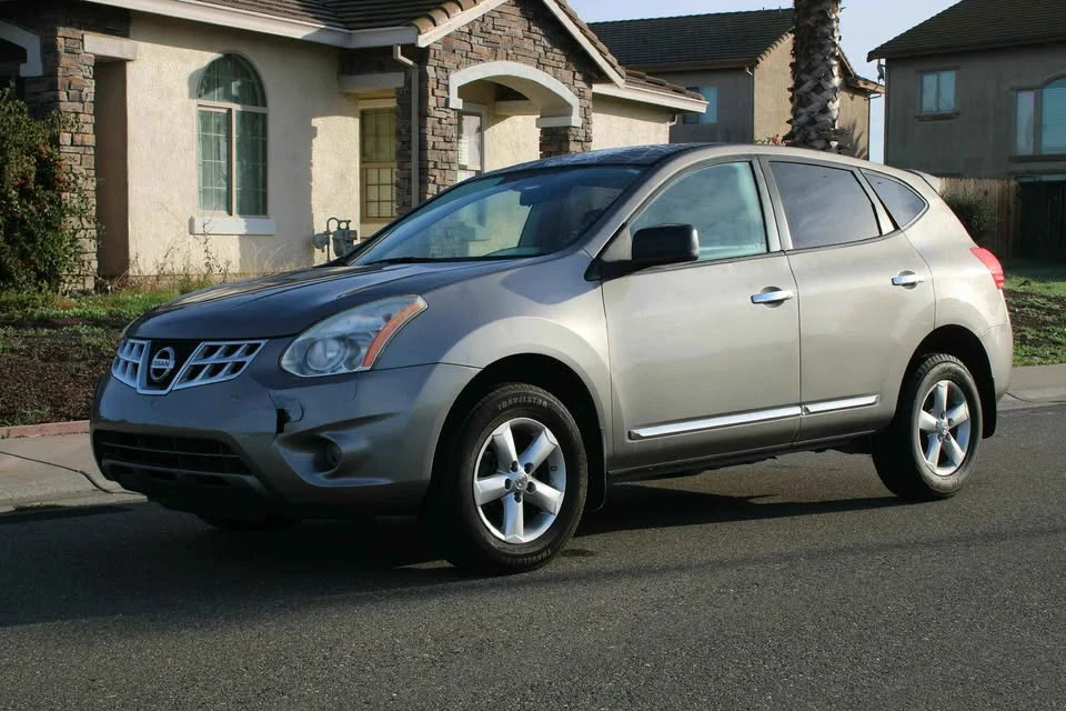 2014 Nissan Rogue - Image 3 of 16