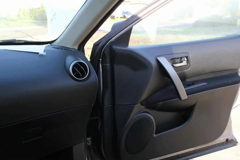 2014 Nissan Rogue - Image 11 of 16