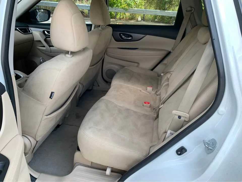 2014 Nissan Rogue - Image 11 of 17