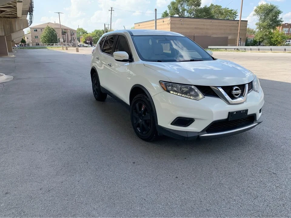2014 Nissan Rogue - Image 3 of 17
