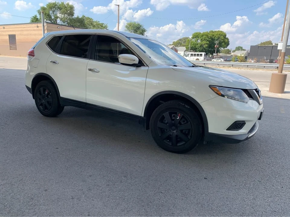 2014 Nissan Rogue - Image 4 of 17