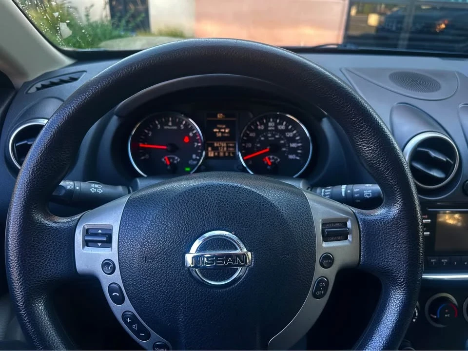 2014 Nissan Rogue - Image 15 of 16