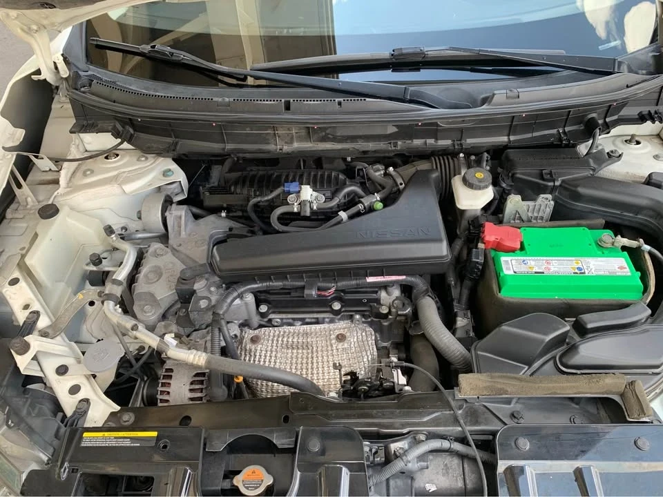 2014 Nissan Rogue - Image 13 of 17
