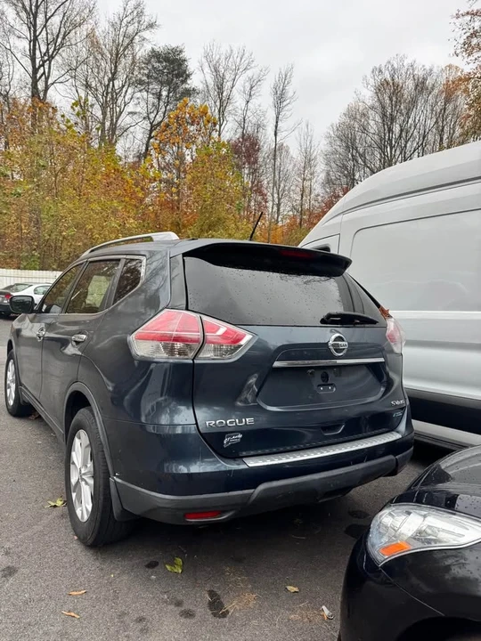 2014 Nissan Rogue - Image 2 of 5