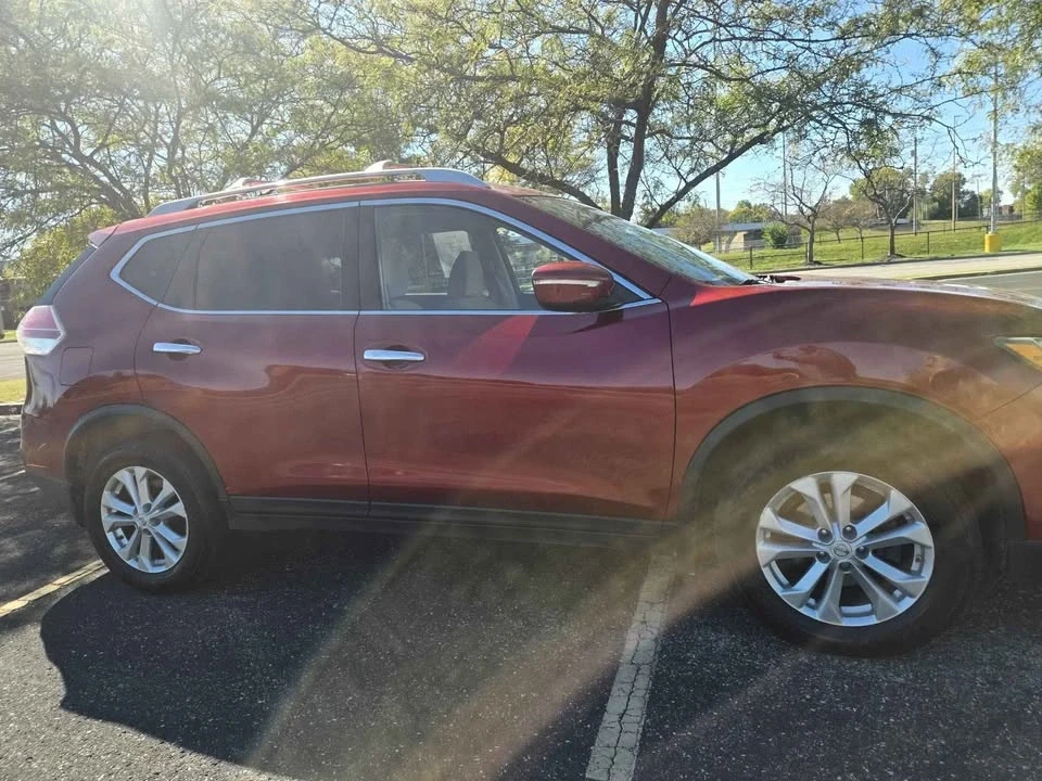 2014 Nissan Rogue - Image 7 of 7