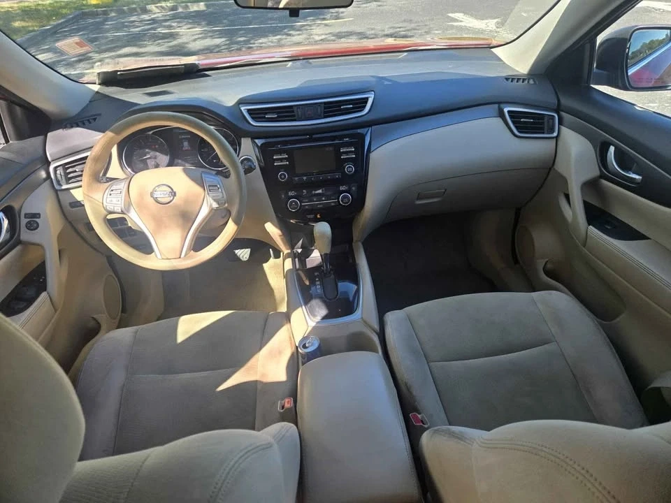 2014 Nissan Rogue - Image 5 of 7