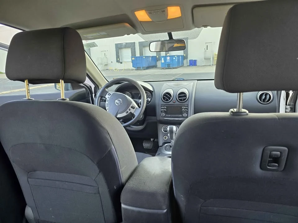 2014 Nissan Rogue - Image 11 of 13