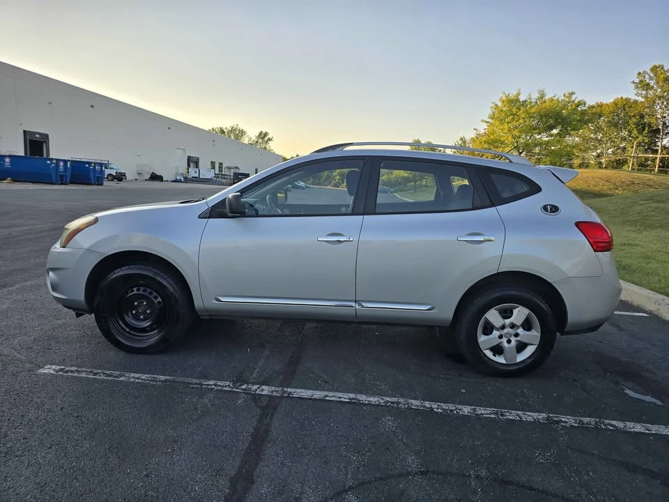 2014 Nissan Rogue - Image 6 of 13