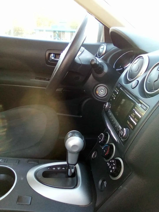 2014 Nissan Rogue - Image 9 of 13