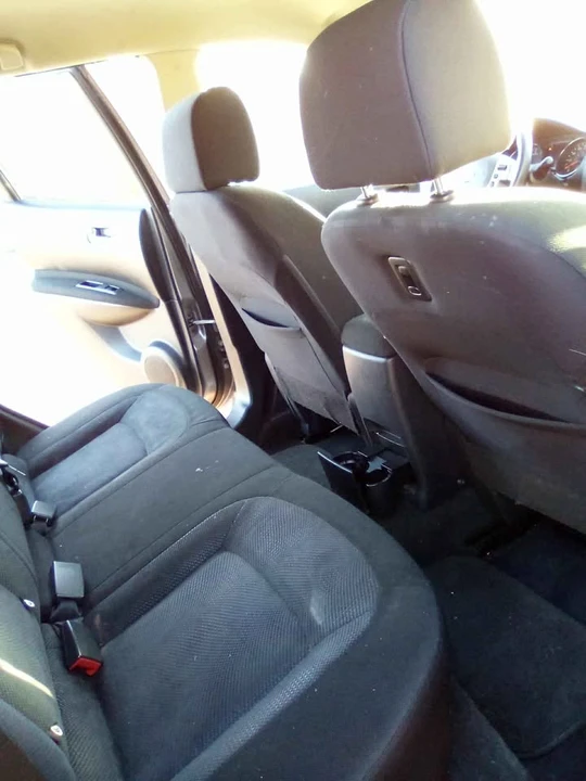 2014 Nissan Rogue - Image 6 of 13