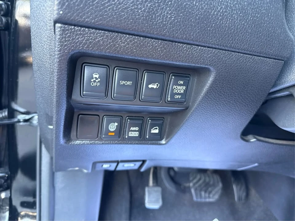 2014 Nissan Rogue - Image 18 of 20