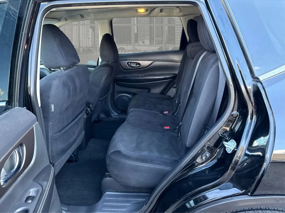 2014 Nissan Rogue - Image 10 of 20