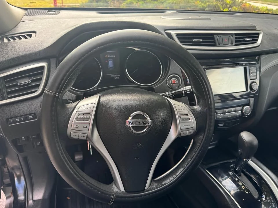 2014 Nissan Rogue - Image 11 of 17