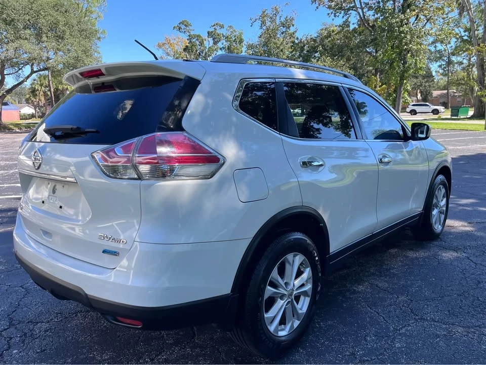 2014 Nissan Rogue - Image 6 of 18