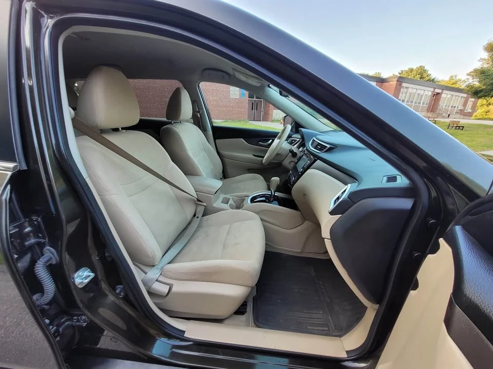 2014 Nissan Rogue - Image 2 of 19