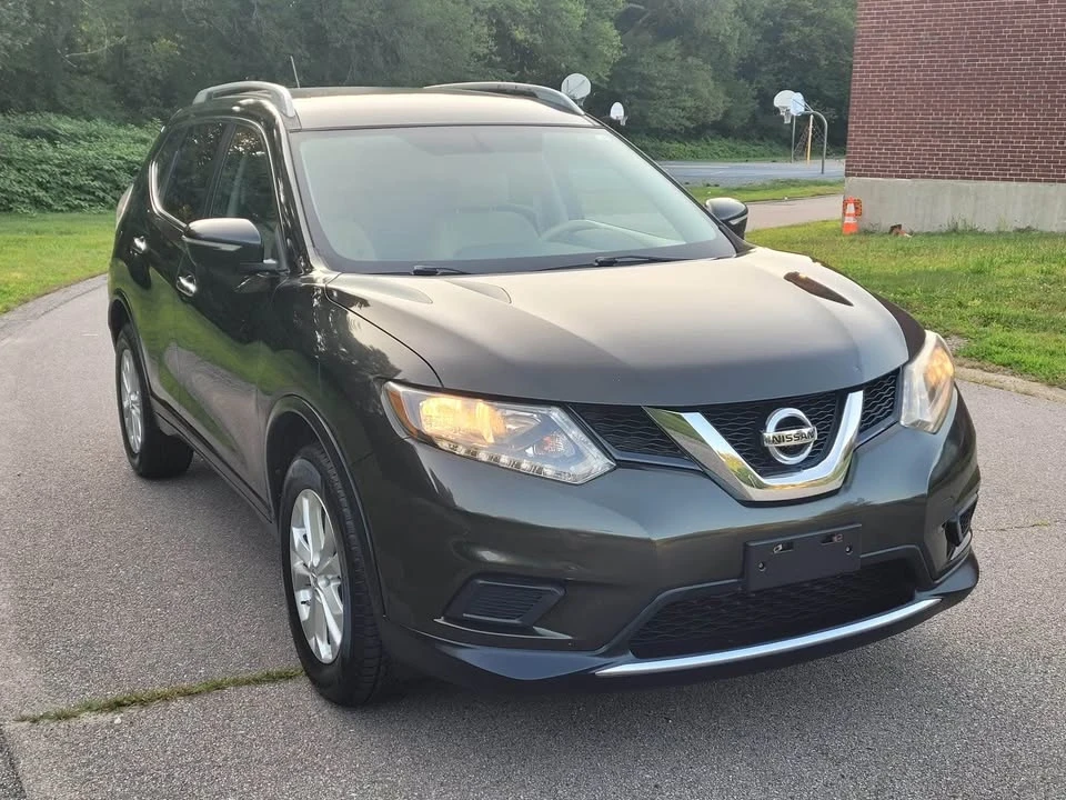 2014 Nissan Rogue - Image 13 of 19