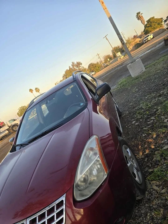 2014 Nissan Rogue - Image 2 of 5