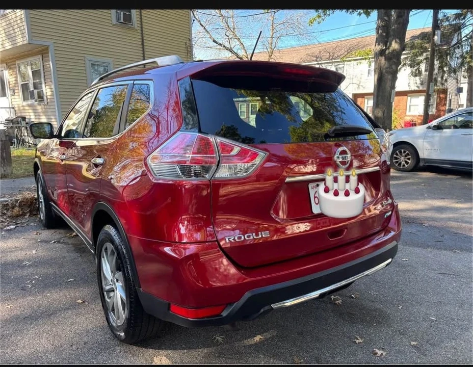 2014 Nissan Rogue - Image 2 of 12