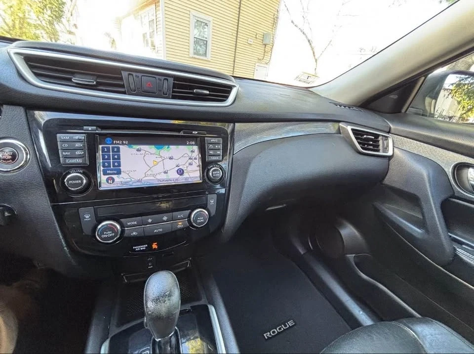 2014 Nissan Rogue - Image 5 of 12