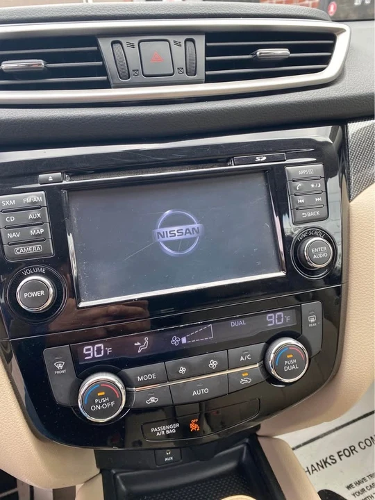 2014 Nissan Rogue - Image 14 of 19