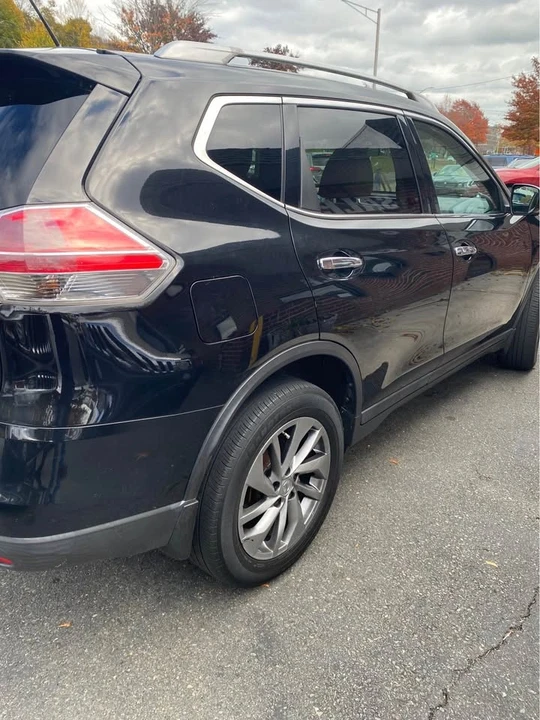 2014 Nissan Rogue - Image 4 of 19