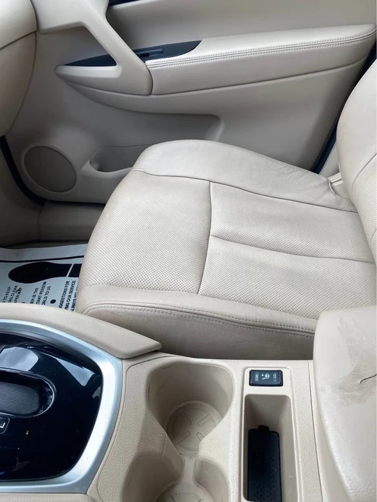 2014 Nissan Rogue - Image 11 of 19