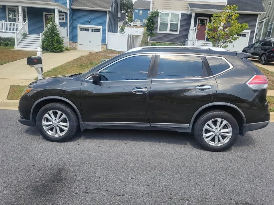 2014 Nissan Rogue - Image 2 of 9