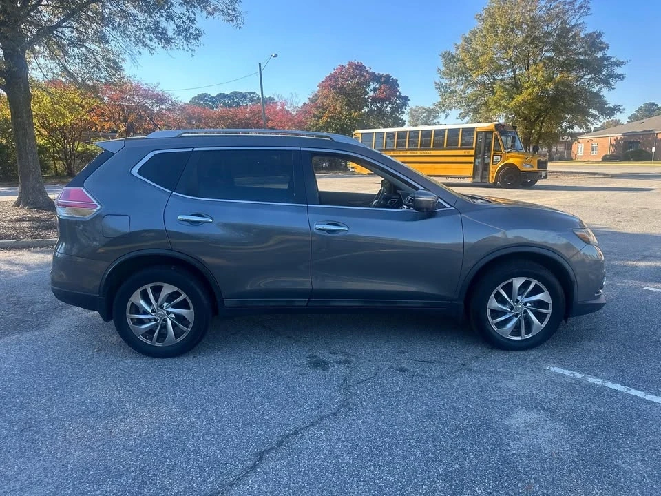 2014 Nissan Rogue - Image 5 of 20