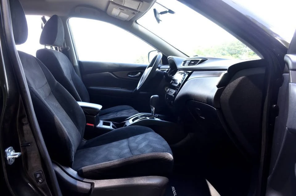 2014 Nissan Rogue - Image 9 of 16