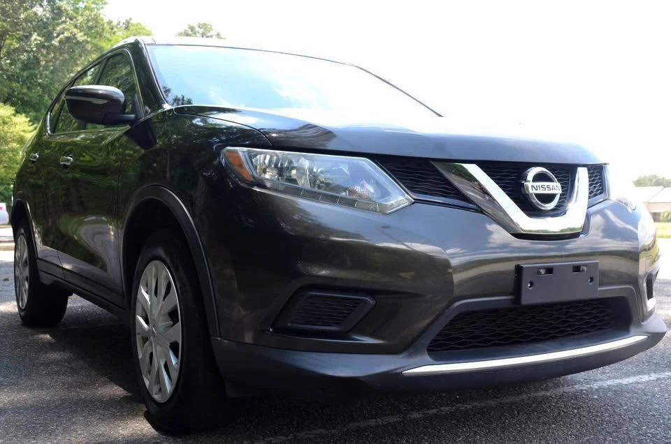 2014 Nissan Rogue - Image 2 of 16